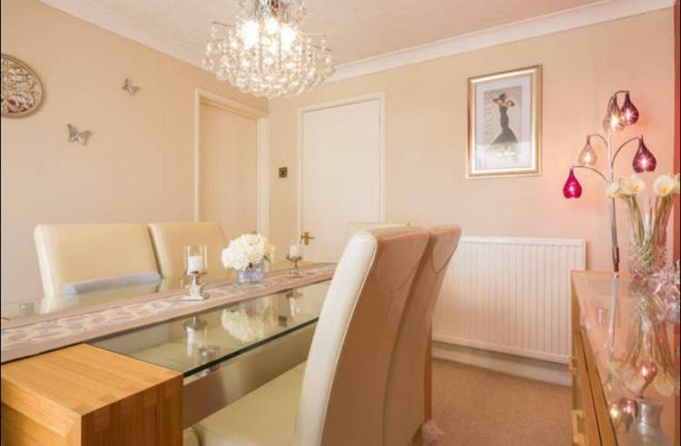 Comfy Private Room In Shared House CBG エクステリア 写真